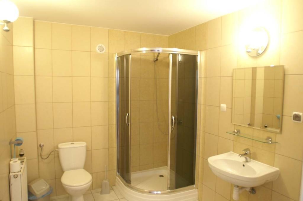 Srebrna Góra Hotel Koniuszy מראה חיצוני תמונה